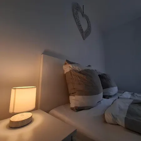 Apartment Umgeben Von Seen Und Waeldern Bruehl (Rhineland)