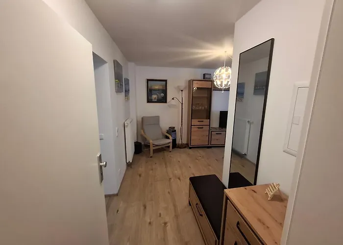 Umgeben Von Seen Und Waeldern * Brühl